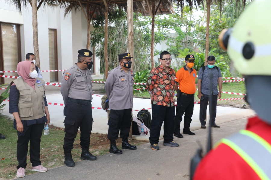 Perwakilan BNPB dan Bappenas menghadiri Apel pasukan sebelum melakukan simulasi kebakaran di lokasi DWG G20 Belitung, Sabtu (3/9.)