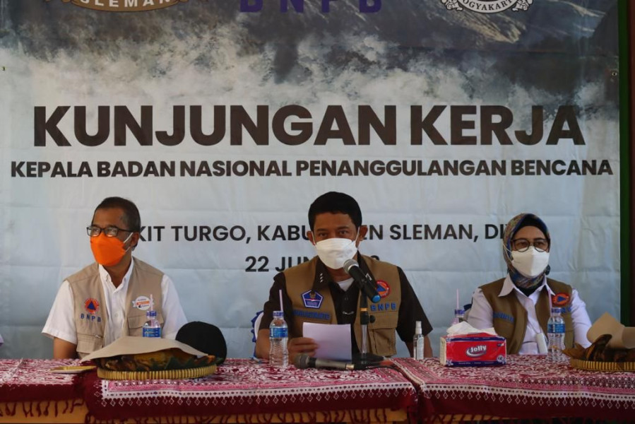Kepala BNPB saat memberikan arahan dalam diskusi dengan perwakilan Destana di Kabupaten Sleman, Yogyakarta, Rabu (22/6)