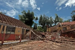 Melihat Dampak Kerusakan Akibat Pergerakan Tanah di Bandung Barat