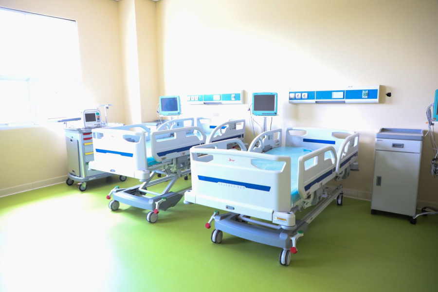 Fasilitas kamar inap bagi pasien COVID-19 yang disediakan oleh Rumah Sakit Umum Daerah (RSUD) Mandalika, Lombok Tengah, Nusa Tenggara Barat.