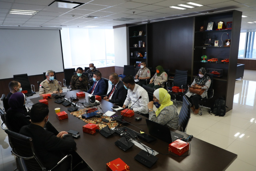 Pemerintah Jordania melakukan kunjungan tentang pembahasan penanggulangan bencana ke Kantor Graha BNPB, Jakarta, Senin (20/6).