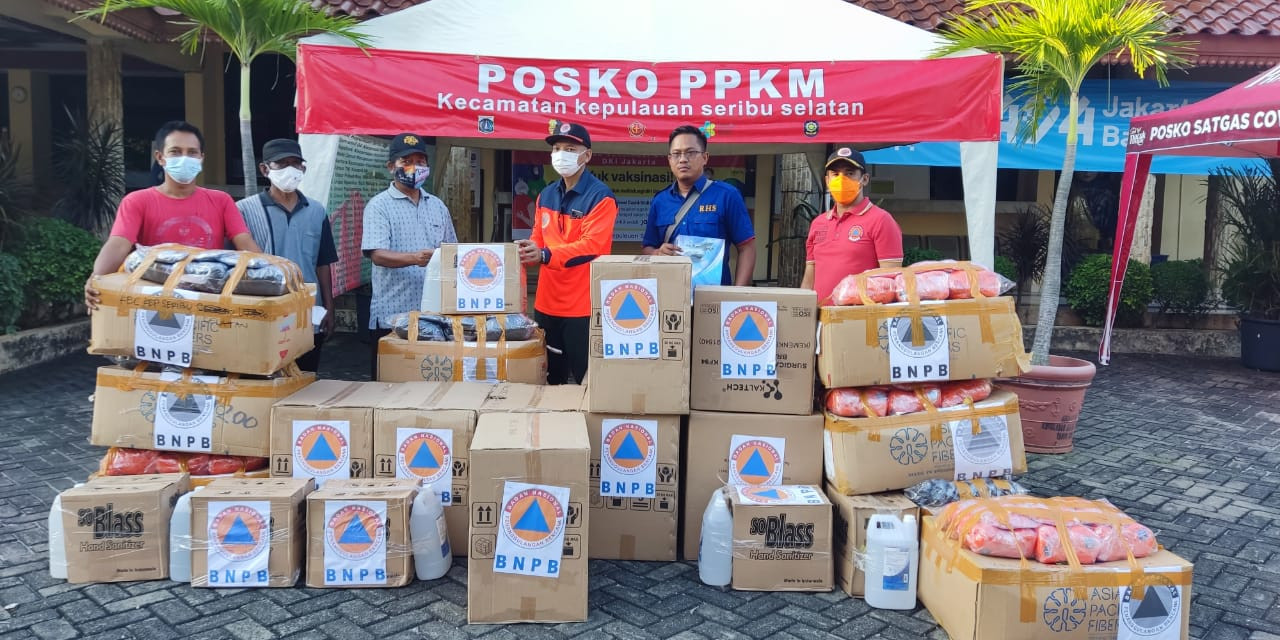 Posko PPKM Kabupaten Kepulauan Seribu Menerima Bantuan Masker dan Handsanitizer dari BNPB