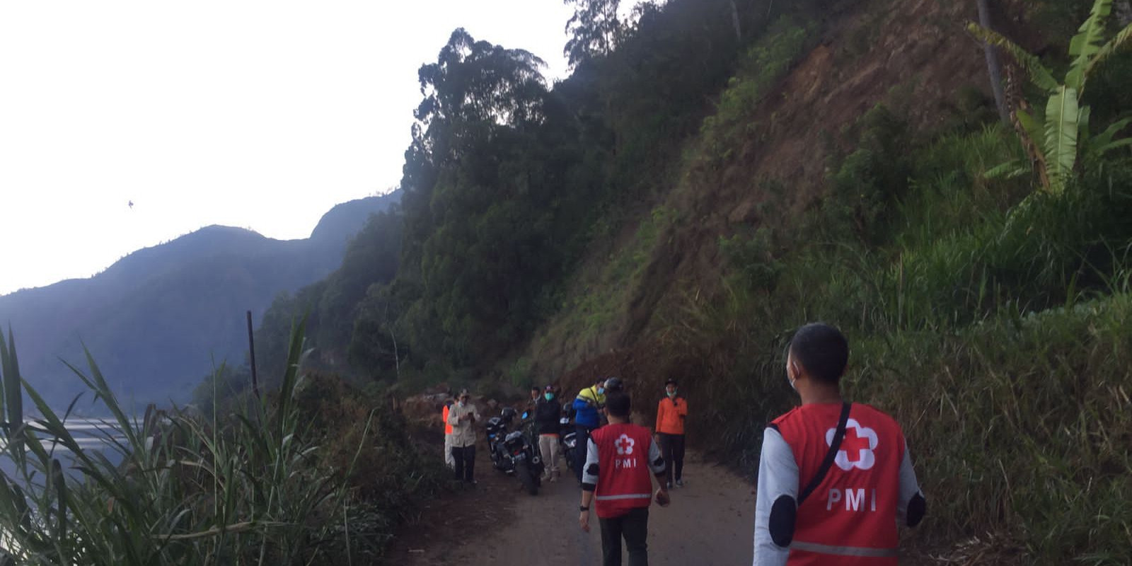 [UPDATE]: Gempabumi M 4,8 Bali Juga Menyebabkan Longsoran dan Reruntuhan Batu, Berikut Analisisnya