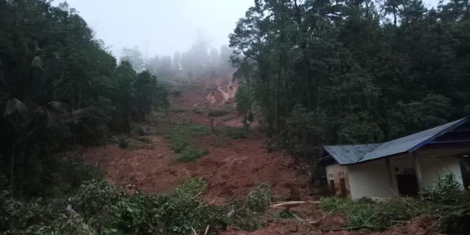 Banjir Bandang dan Longsor Melanda Enam Kecamatan di Kabupaten Luwu, Tiga Orang Masih Dalam Pencarian