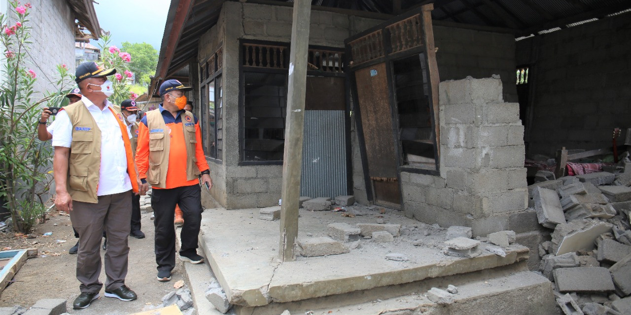 Giat Penanganan Gempa M 4,8 Bali, Kepala BNPB Tinjau Lokasi Terdampak