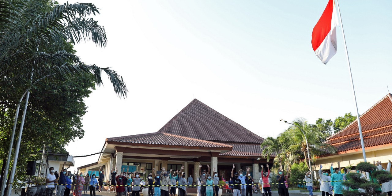 Ketua Satgas Bersama Panglima TNI dan Kabaharkam Polri Tinjau Tempat Isoman Terpusat Rumah Dinas Walkot Semarang