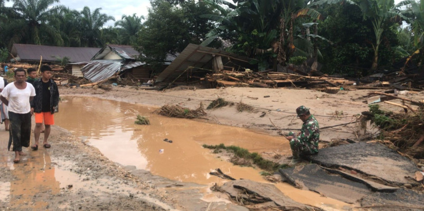 Banjir Bandang Hanyutkan 12 Rumah Warga Padang Lawas
